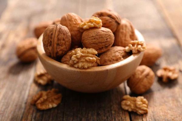 فواید شگفت انگیز گردو برای مردان! فواید شگفت انگیز گردو برای مردان!